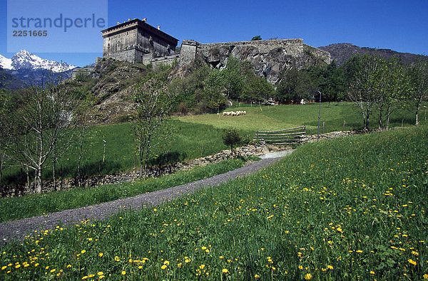 Italien  Aostatal  Verres castle