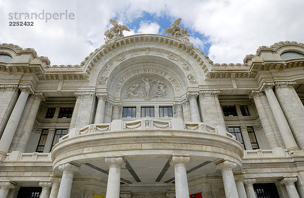 Mexico-Stadt Hauptstadt niedrig Wohnhaus Mexiko Ansicht Flachwinkelansicht Winkel Oper Palacio de Bellas Artes