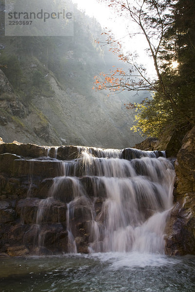 Deutschland  Bayern  Pöllatschlucht  Wasserfall