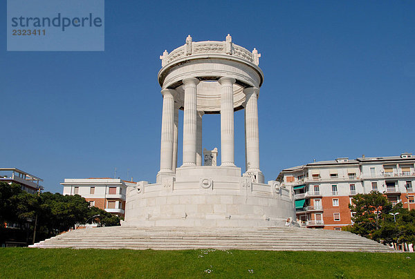 Italien  Marche  Ancona  Kriegerdenkmal