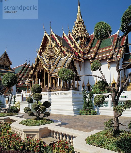 Gärten des königlichen Palastes  Bangkok  mit Abgeschnittene Bäume
