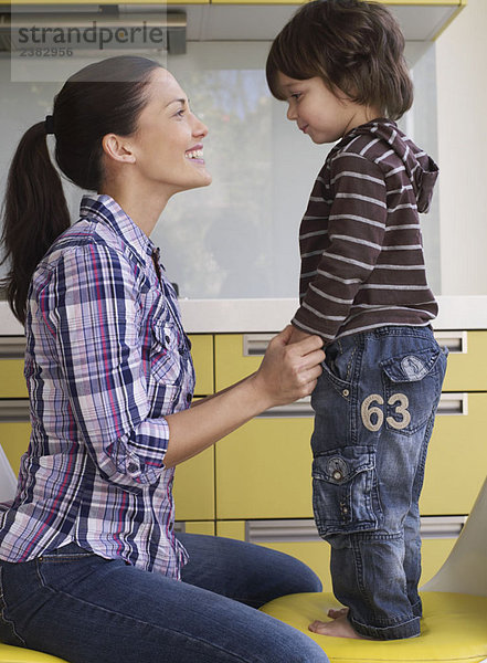 Mutter und Sohn zusammen