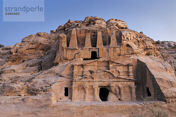 Alte Ruinen von Grab  Obelisk Grab  Petra  Wadi Musa  Jordanien