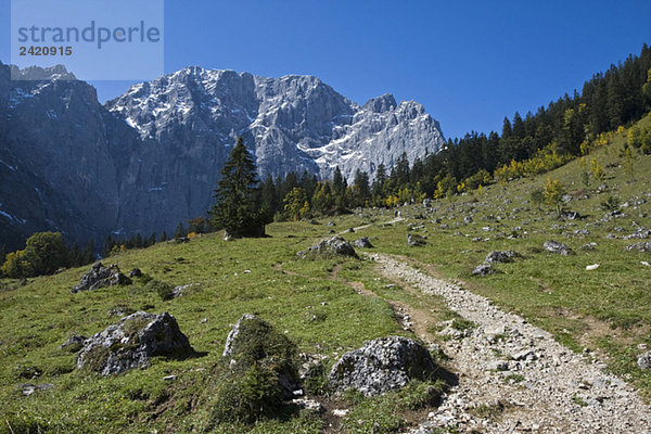 Österreich  Tirol  Karwendel  Wanderweg