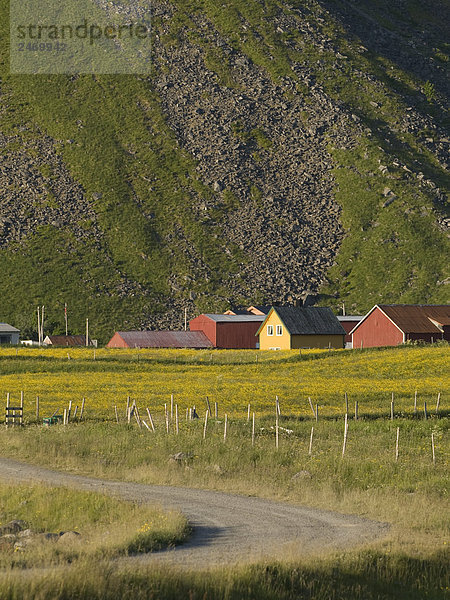 Dorf in der Nähe von Berg  Norwegen