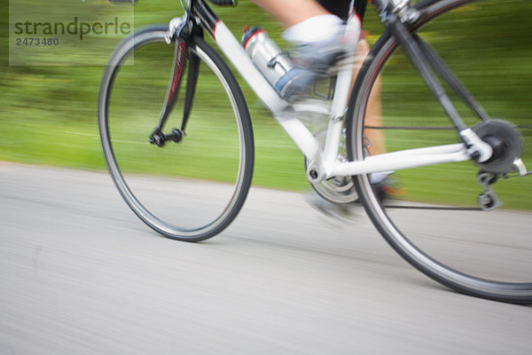 Bewegung radfahren Fahrradfahrer Bewegungsunschärfe