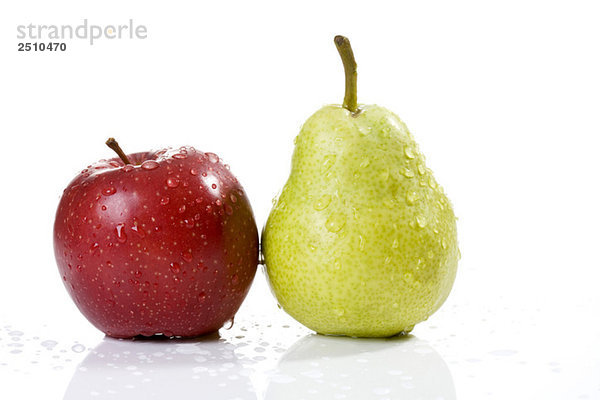 Apfel und Birne  Nahaufnahme