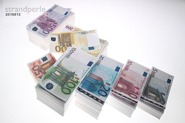 Euro-Banknotenstapel  erhöhte Ansicht