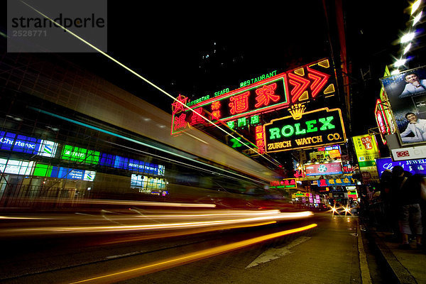 Verkehr und Zeichen Lichter  Hong Kong