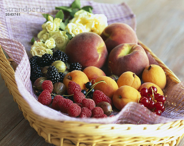 Auswahl der Sommer Früchte