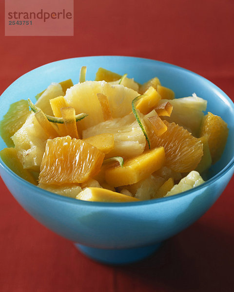 Ananas  Orange  Mango und Kalk Obstsalat