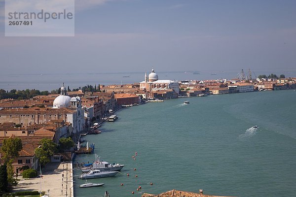 Luftbild der Boote in Canal  Veneto  Venedig  Italien