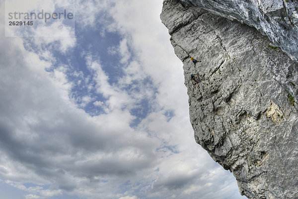 Gederer Wand  Man free climbing