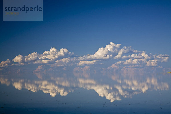 Afrika  Namibia  Etosha Nationalpark  Wolken über dem See