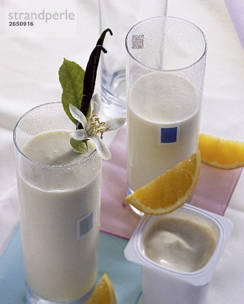 Orangen-Sojajoghurt-Drink