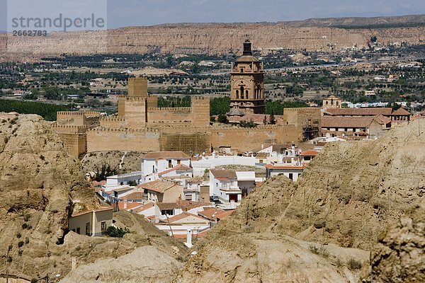 Erhöhte Ansicht von Fort  Barrio de Santiago  Barrio de Las Cuevas  Guadix  Granada  Andalusien  Spanien