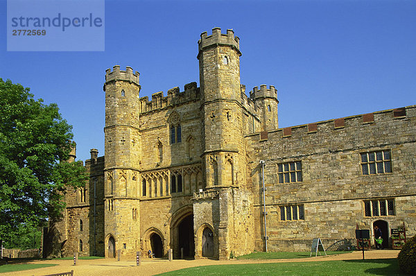 10850107  UK  Deutschland  Großbritannien  England  Sussex  Schlacht  Battle Abbey Gatehouse  Abtei  Abteien  Tourismus  Reisen  Urlaub  Urlaub