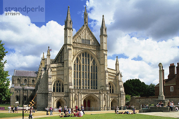 10850111  UK  Deutschland  Großbritannien  England  Hampshire  Winchester  Winchester Cathedral  Kathedrale  Kathedralen  Religion  religiöse  Tourismus  Reisen  Urlaub  Urlaub