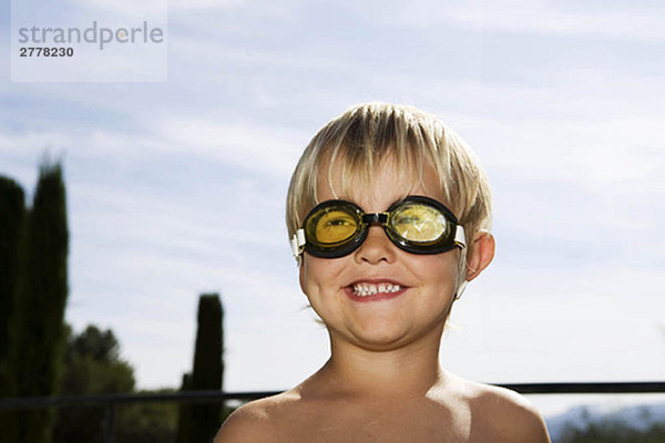 2 Tragen einer Schutzbrille