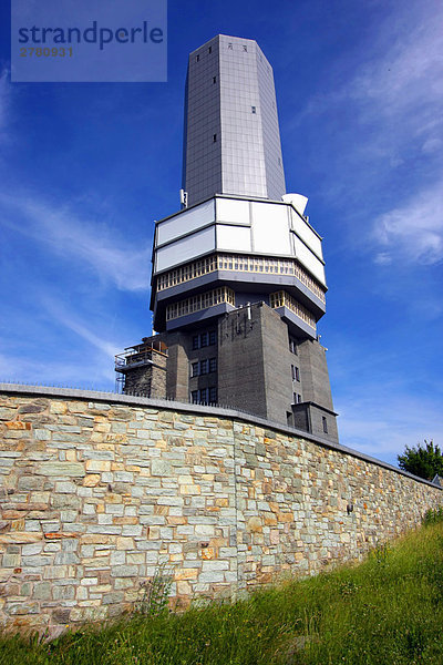 Untersicht of Radio Sendeturm  Feldberg  Taunus  Hessen  Deutschland