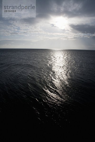 Sonne über den Ozean Öresund Schweden.