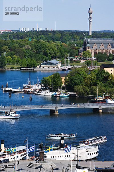 Skeppsbron in Stockholm am Wasser Schweden.