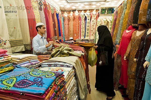 Dubai  Vereinigte Arabische Emirate  Deira  innere ein Textil-shop