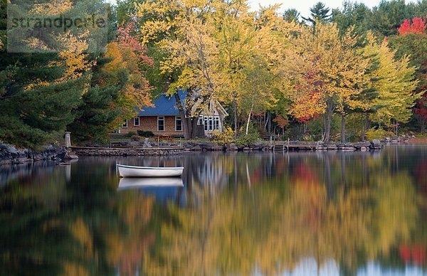 Long Lake bei Bridgton  Maine  USA