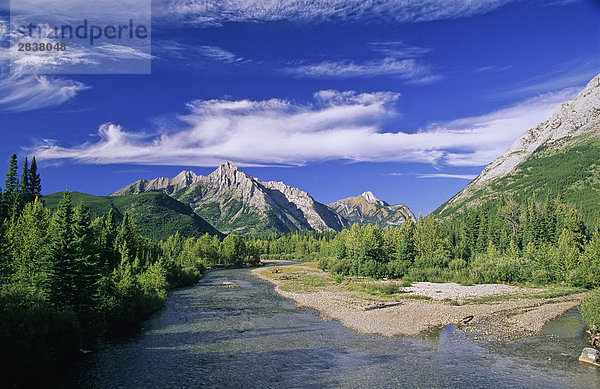Mount Lorette und Kananaskis River  Kananaskis Country  Alberta  Kanada.