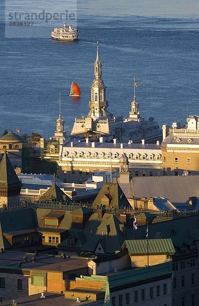 hoch oben Hafen Großstadt Aussichtspunkt Ansicht Kanada alt Quebec