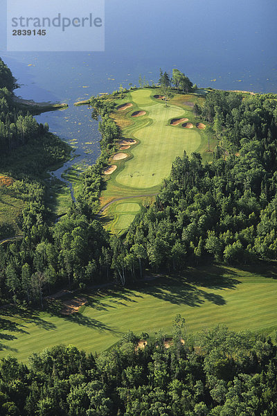 Dachgiebel Giebel grün Golfsport Golf Fernsehantenne Kanada Verein Prince Edward Island