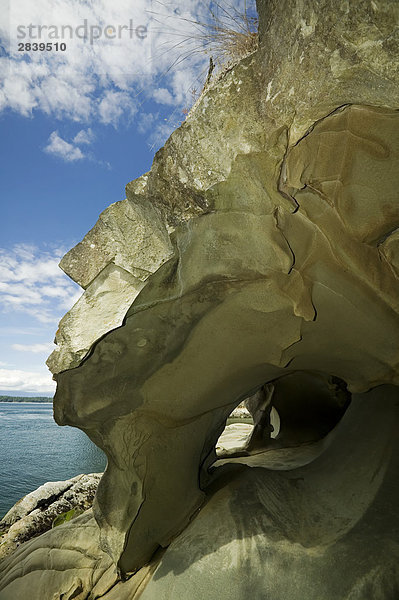 Steilküste Anordnung vorwärts Entspannung Gewölbe Galiano Island British Columbia Kanada Sandstein
