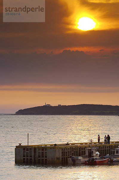 Hafen Felsen Sonnenuntergang Hintergrund Jachthafen Leuchtturm Hummer Gewölbe UNESCO-Welterbe Kanada