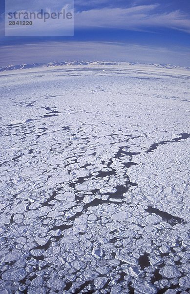 See-Eis in der Arktis  Nunavut  Kanada.