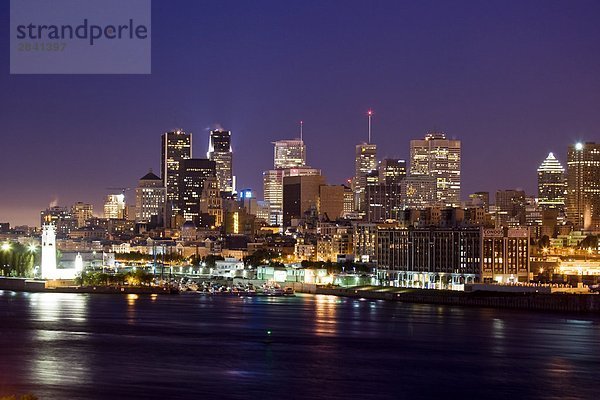 Ansicht von Montreal in der Dämmerung von Ile Sainte-Helene  Montreal  Quebec  Kanada.