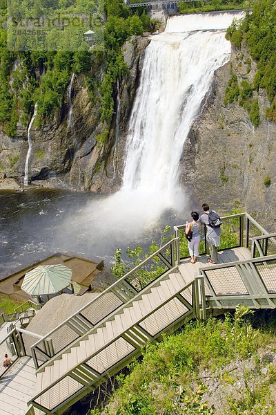 Der Wasserfall Montmorency-Fall  Park De La Chute Montmorency  Québec  Kanada