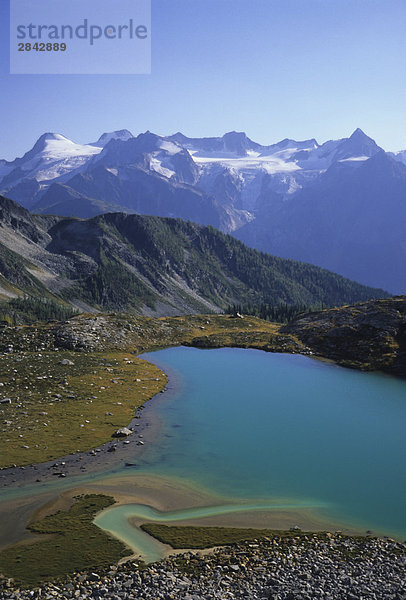 Eine alpine Tarn in Monica Wiesen Purcell Mountains  British Columbia  Kanada.