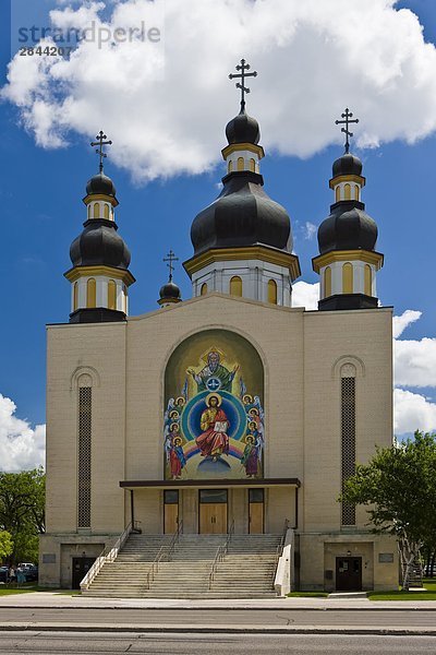Fassade der Heiligen Dreifaltigkeit ukrainischen orthodoxen Metropolitan Kathedrale  Winnipeg  Manitoba  Kanada