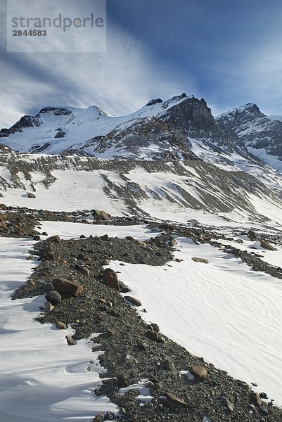 Columbia Eisfeldern gebären  Mount Athabasca und Mount Andromeda  Jasper-Nationalpark in Alberta  Kanada