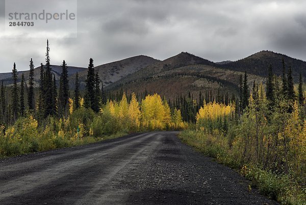 Dempster Highway  Blackstone Mountain  Yukon-Territorium  Kanada
