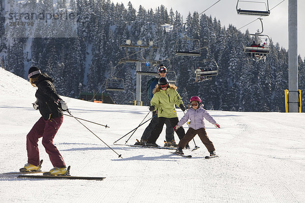 Kinder lernen  Ski  Whistler  British Columbia  Kanada