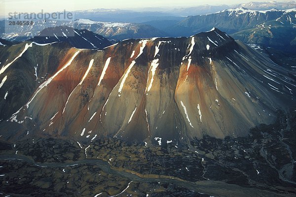 Aerial Spektrum Range in Mount Edziza  British Columbia  Kanada.