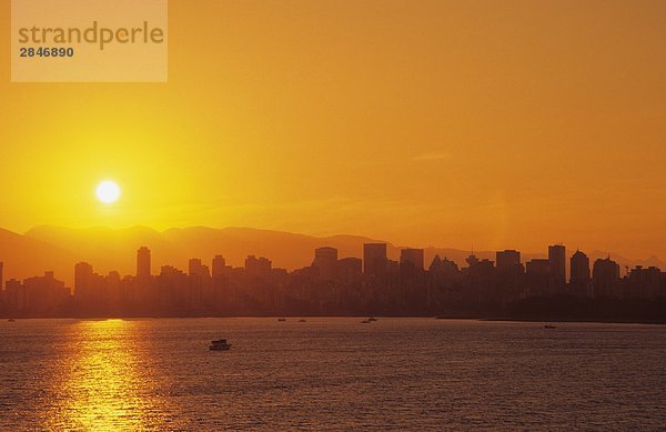 Skyline Skylines Berg Strand Küste Sonnenaufgang Kitsilano British Columbia Kanada Vancouver