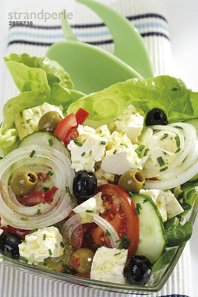 Gemischter Salat nach griechischer Art