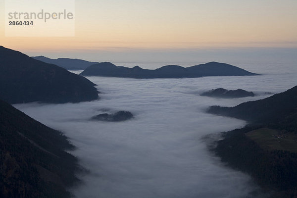 Germany  Bavaria  Sudelfeld  Mountain scenery with sunset