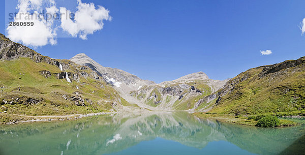 Österreich  Großglockner  Bergsee  Panoramablick