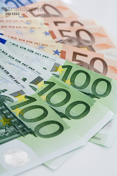 Euro-Scheine aufgefächert  Nahaufnahme