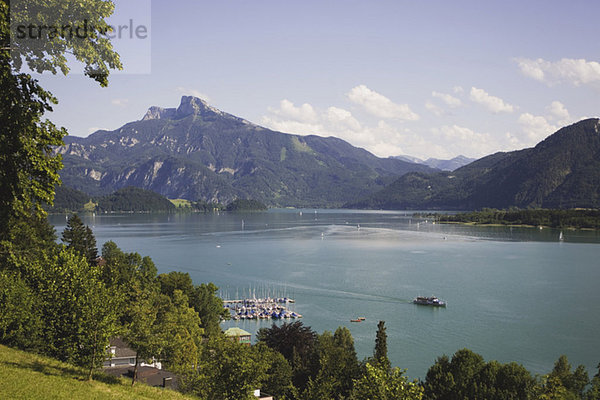 Austria  Salzkammergut  Lake Mondsee with marina