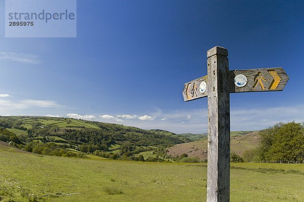 Wegweiser  Wye Valley  Powys  Mid Wales  UK
