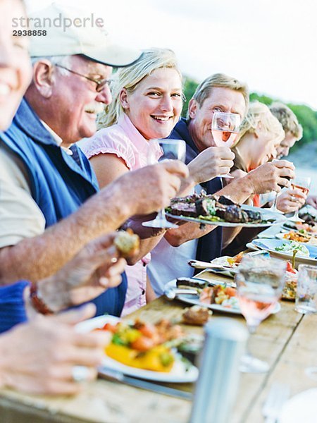 Eine Dinner-Party am Meer Schweden.